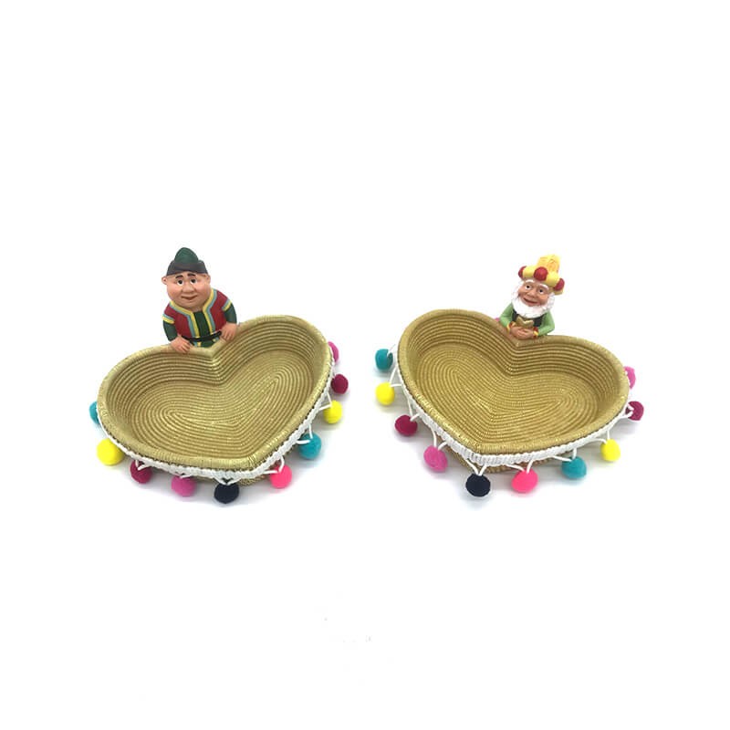 PLATEAU AVEC PIECE DECORATIVE EN RESINE -FANANIS GROS-