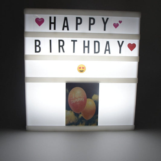 BOITE A LUMIÈRE ET LETTRES ARTISTIQUES