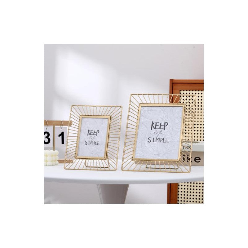 CADRE PHOTO EN METAL DORÉ