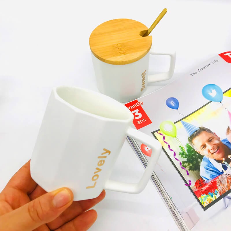 CHOPE - MUG CÉRAMIQUE AVEC COUVERCLE EN BOIS -270ML- LOVELY -