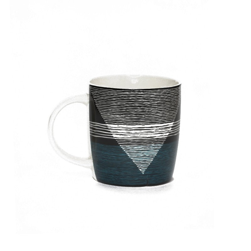 CHOPE - MUG CÉRAMIQUE FORME MOTIF TRIANGLE ET LIGNES -370ML-