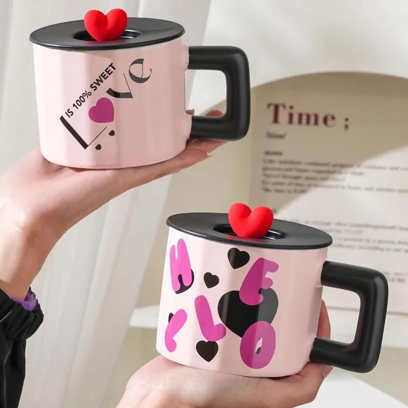 CHOPE - MUG EN VERRE AVEC COUVERCLE EN SILICONE A MOTIF LOVE -450ML-