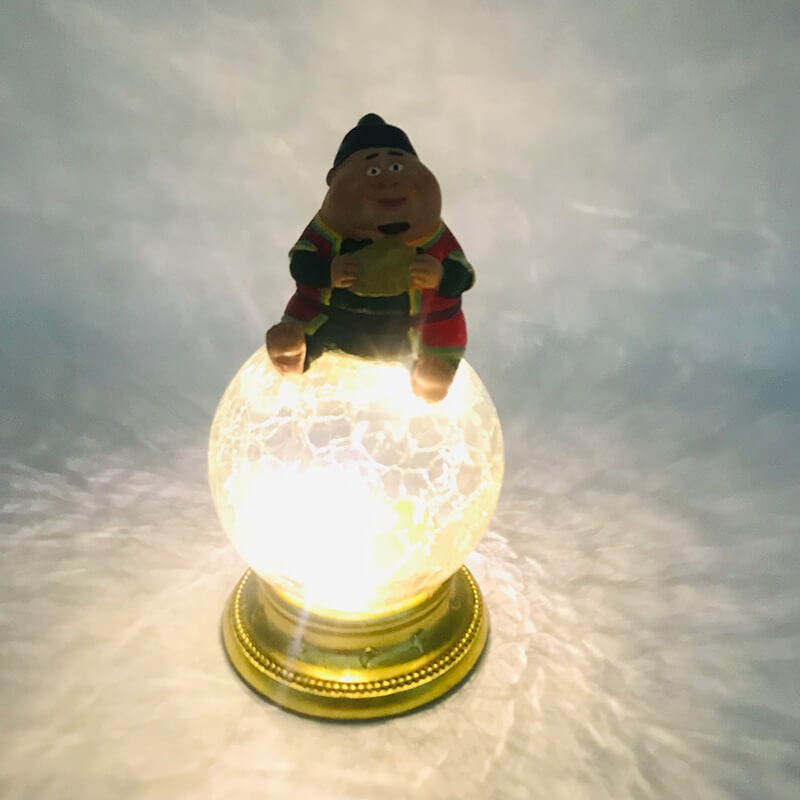 PIECE DECORATIVE EN RESINE -FANANIS LANTERN-