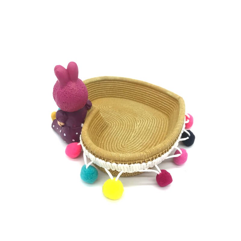 PLATEAU AVEC PIECE DECORATIVE EN RESINE FILLE - RAMADHAN-