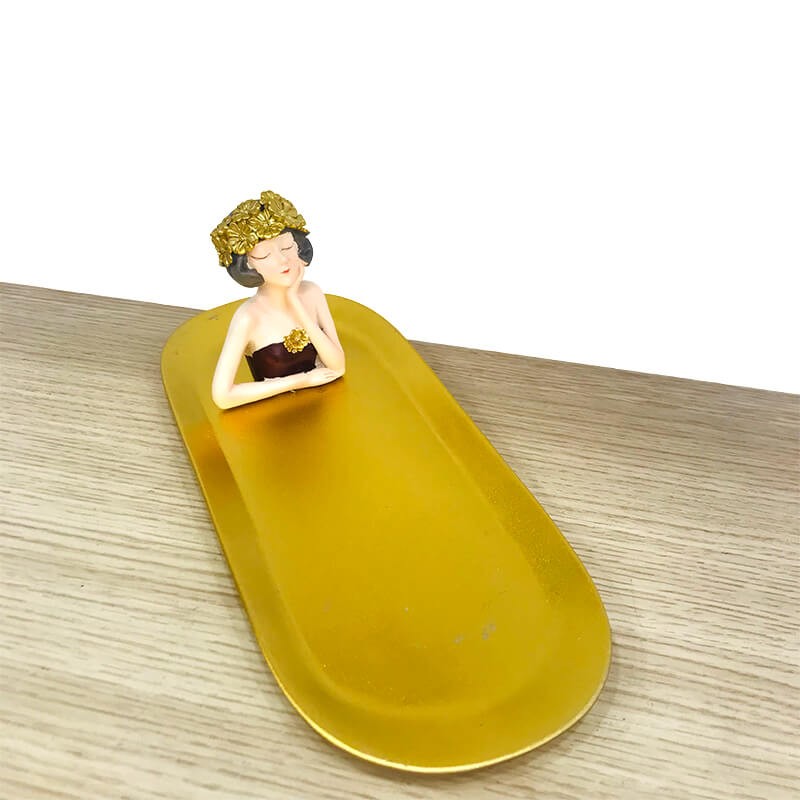 PLATEAU AVEC PIECE DECORATIVE EN RESINE ROUGE BOURDEAU