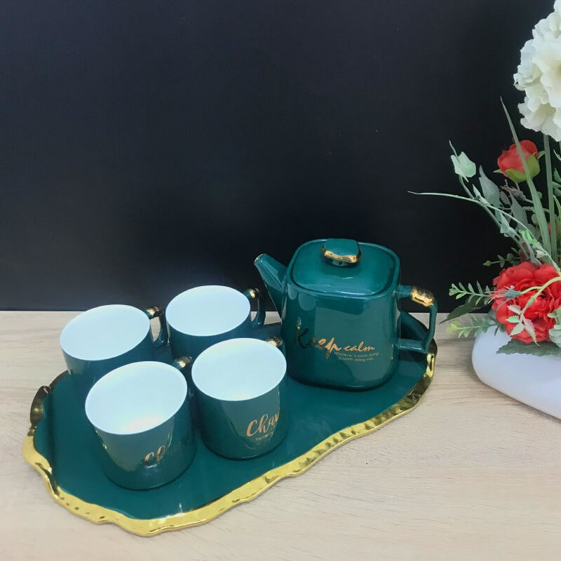 SERVICE CAFE EN CERAMIQUE AVEC PLATEAU UNE THÉIÈRE ET 4 TASSES
